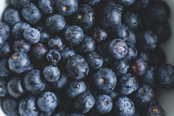 Açaí engorda ou emagrece? Desvendamos os segredos da fruta